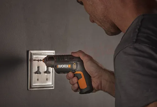 Аккумуляторная отвертка с запасным магазином Worx WX254. 7