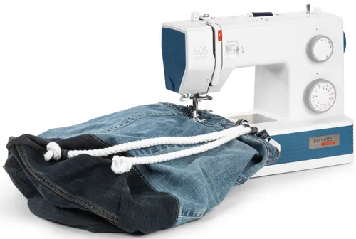 Maszyna do szycia BERNETTE 05 Academy Heavy Duty + Torba na maszynę