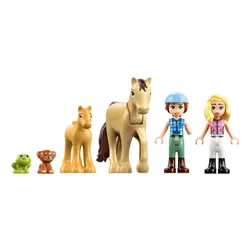 LEGO 42695 Friends Przyczepa z koniem i źrebaczkiem