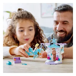 LEGO 43209 Disney Elsa i lodowa stajnia Nokka