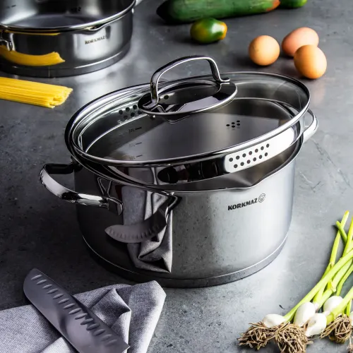 Garnek wysoki z pokrywką KORKMAZ STEAMA 5,5 l