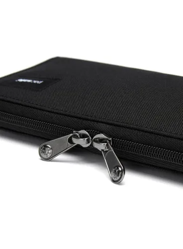 Portfel antykradzieżowy Pacsafe RFIDsafe Continental Wallet - jet black