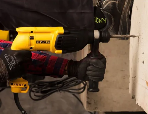 DeWalt D25033 710W Döner çekiç