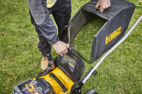 DeWalt Çim Biçme Makinesi DCMW564N