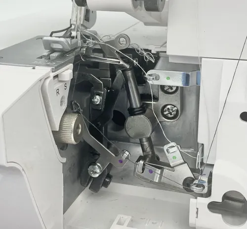 Maszyna do szycia Overlock MINERVA ML3314