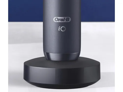 Электрическая зубная щетка Oral-B iO Series 8 Onyx Black