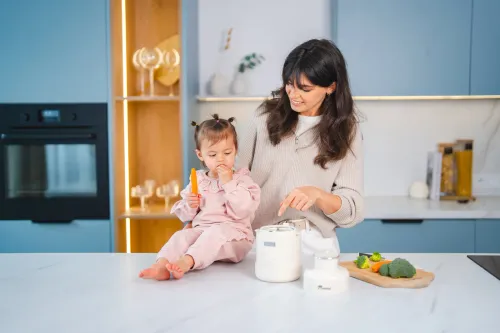 Blender dla dzieci Momini KiddoChef 10w1