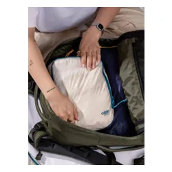 Organizer na odzież CabinZero Ultralight Packing Cube M 5,5 l - oyster white