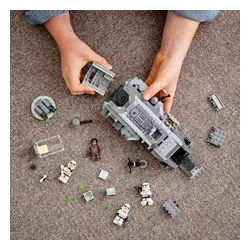 LEGO Star Wars zırhlı imparatorluğun gerisinde kalan (75311)