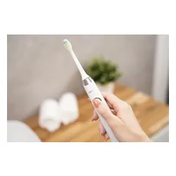 Szczoteczka soniczna ZELMER ZTB8010W Biały