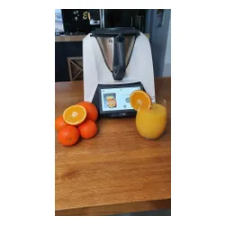 Robot wielofunkcyjny COBBO 7 OC-1 (WiFi) 1500W z wagą i funkcją gotowania