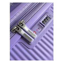 Walizka średnia Soundbox American Tourister - lavender - outlet