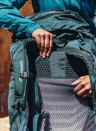 Plecak trekkingowy Gregory Deva 70 damski - emerald green