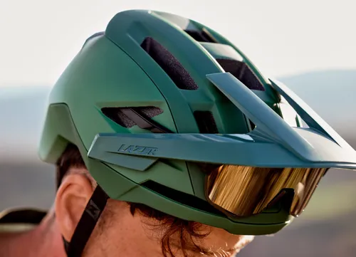 Kask rowerowy LAZER Impala KinetiCore Zielony MTB z możliwością zamontowania lampki (rozmiar M)