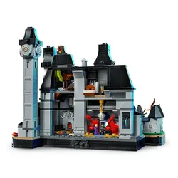 LEGO 76788 Wednesday Akademia Nevermore