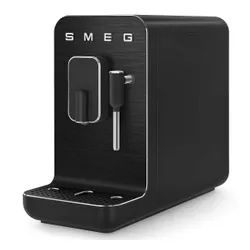 Автоматическая кофемашина Smeg BCC02FBMEU