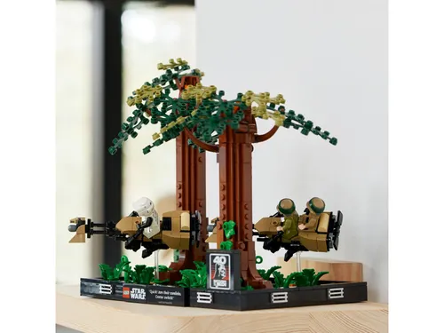 LEGO Star Wars Diorama: Endor yarışçısının peşinde 75353