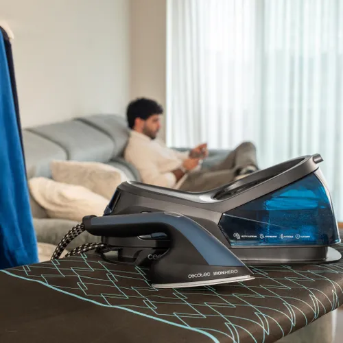 Generator pary CECOTEC IronHero V-2400 Station