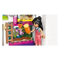 LEGO Friends 42687 Dom rodzinny Liann