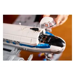 LEGO 11378 Icons Samolot pasażerski Douglas DC-3 PAN AM