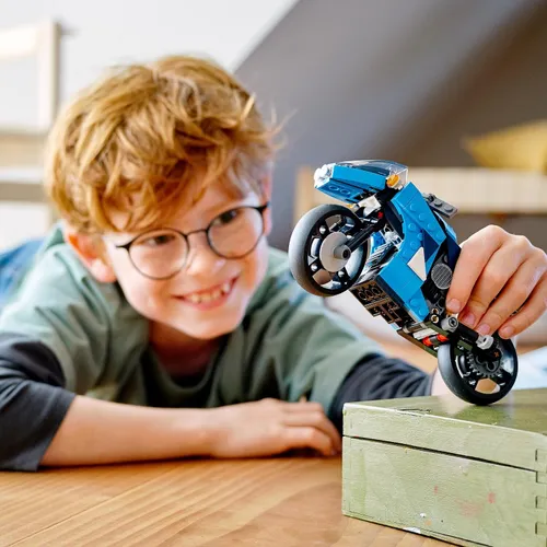 LEGO Creator Supermotocykl 31114