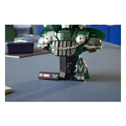 LEGO 76345 Super Heroes Popiersie Doktora Dooma