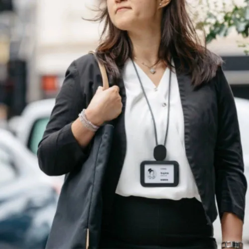 Uchwyt do karty ID ze smyczą Orbitkey Card Holder Pro - black