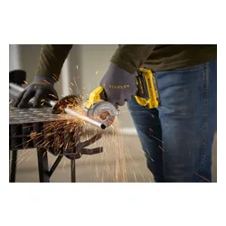 Pilarka tarczowa STANLEY Fatmax SFMCM300B-XJ akumulatorowa