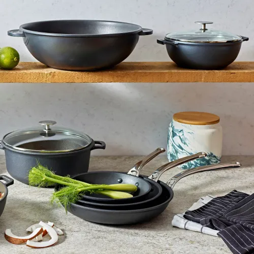 DE BUYER Choc Extreme głęboka z rączkami 24 cm czarna - patelnia nieprzywierająca