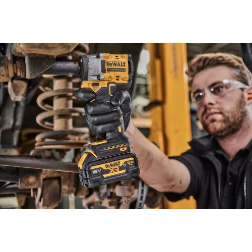 Klucz udarowy DeWalt DCF923P2G