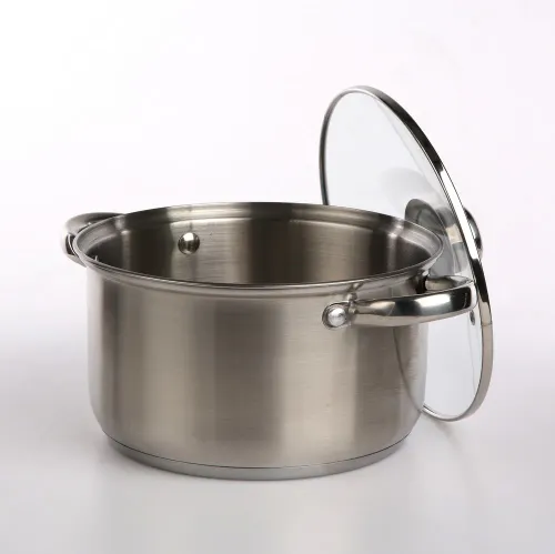 Garnek ze stali nierdzewnej z pokrywką FABIO 3,6 l