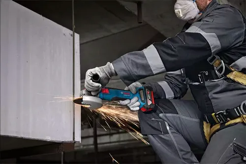 Szlifierka kątowa akumulatorowa BOSCH Professional GWS 18V-8 06019N9001