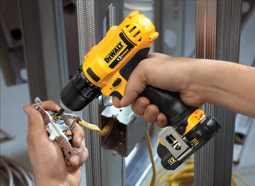 DeWalt Dcd710d2 burghiu fără fir 10.8 V 2 x 2 Ah