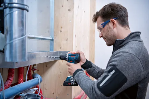 Bosch GSR 18V - 90 C 2x5 tornavida matkabı. 0Ah