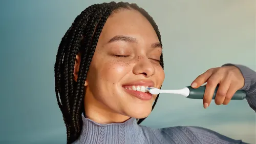 Szczoteczka soniczna PHILIPS Sonicare 3100 HX4033/26 + Etui