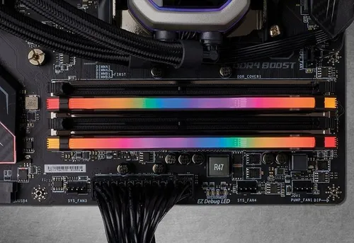 Pamięć Corsair Vengeance RGB PRO, DDR4, 16 GB, 3600MHz, CL18 (CMW16GX4M2C3600C18)