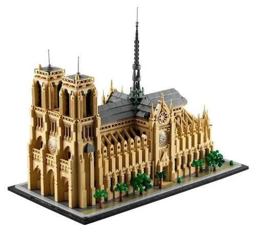 Конструктор LEGO Architecture 21061 Нотр-Дам в Париже