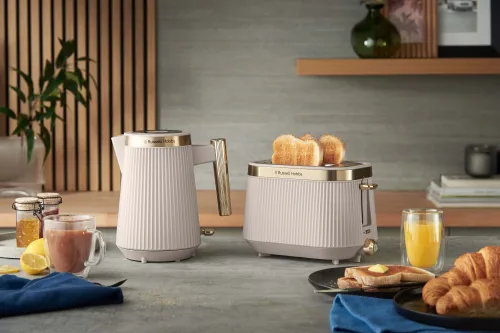 Toster Russell Hobbs 26761-56 Ruszt do bułek Rozmrażanie 980W
