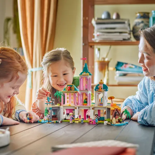 LEGO Klocki Disney 43267 Zamek księżniczek i królewskie zwierzaki