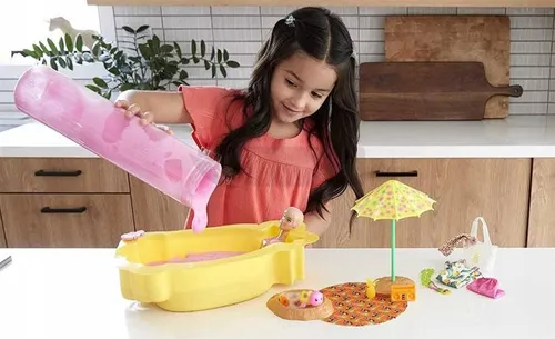 Lalka Barbie Piana Niespodzianka Color Reveal Ananas GTN17