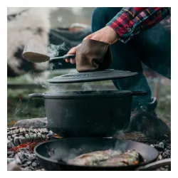 SKOTTSBERG Cast Iron 5,5 l - garnek żeliwny na ognisko z pokrywką