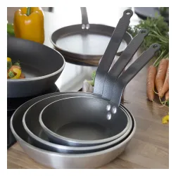 DE BUYER Choc 28 cm srebrna - patelnia nieprzywierająca