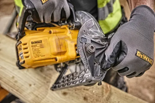 Pilarka tarczowa DeWalt FLEXVOLT DCS577N