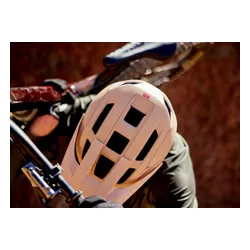 Kask rowerowy LAZER Impala KinetiCore Beżowy MTB z możliwością zamontowania lampki (rozmiar M)