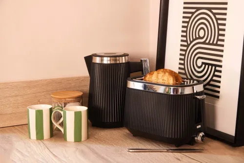 Toster Russell Hobbs 26760-56 Ruszt do bułek Rozmrażanie 980W