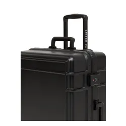 Walizka średnia Eastpak Resist'r Case M - black