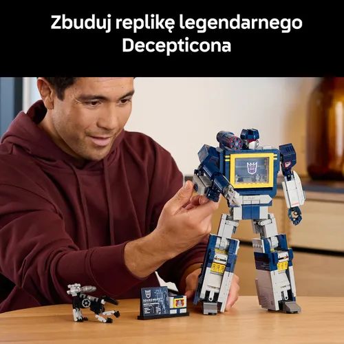LEGO 10358 ICONS Transformers: Soundwave