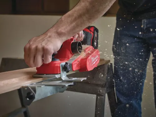 Milwaukee M18 Akülü Planya Makinesi BP-402C