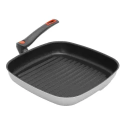 Patelnia grillowa nieprzywierająca ze składaną rączką PIARDI HOME GRILL 28 x 28 cm