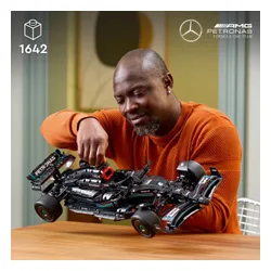 LEGO Klocki Technic 42171 Mercedes-AMG F1 W14 E Performance